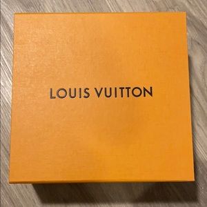 LOUIS VUITTON AUTHENTIC BOX WITH MAGNETIC CLOSURE